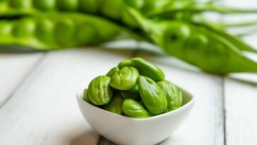 Manfaat Petai Bagi Kesehatan dan Tips Ampuh Menghilangkan Baunya.